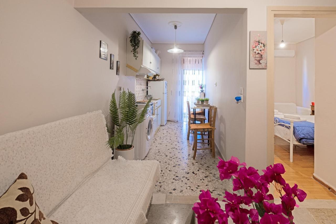 Serenity & Cozy Apartment Каламата Екстер'єр фото