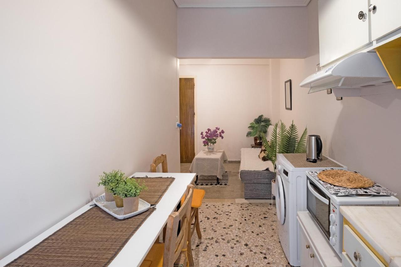 Serenity & Cozy Apartment Каламата Екстер'єр фото