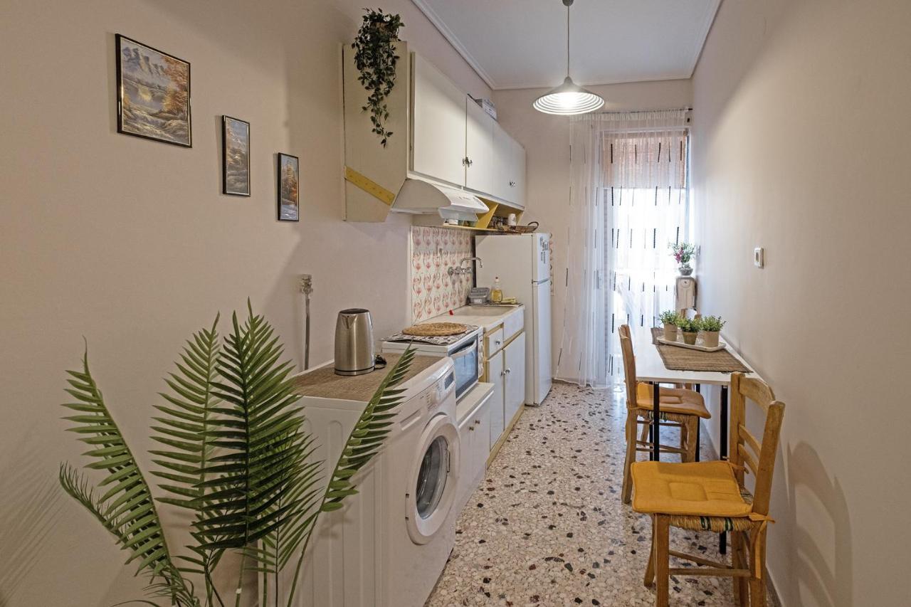 Serenity & Cozy Apartment Каламата Екстер'єр фото
